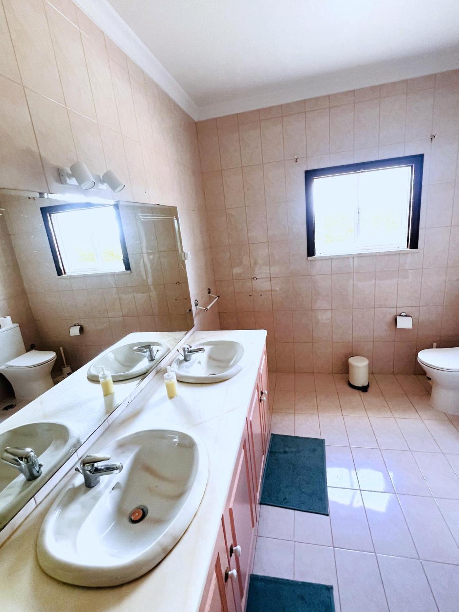 ホテル Leiria Side エクステリア 写真
